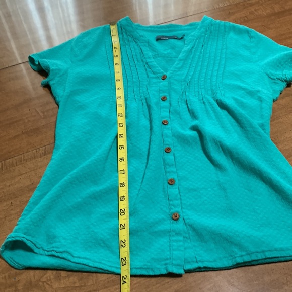 Prana button down short sleeve top size M GUC - Picture 7 of 7